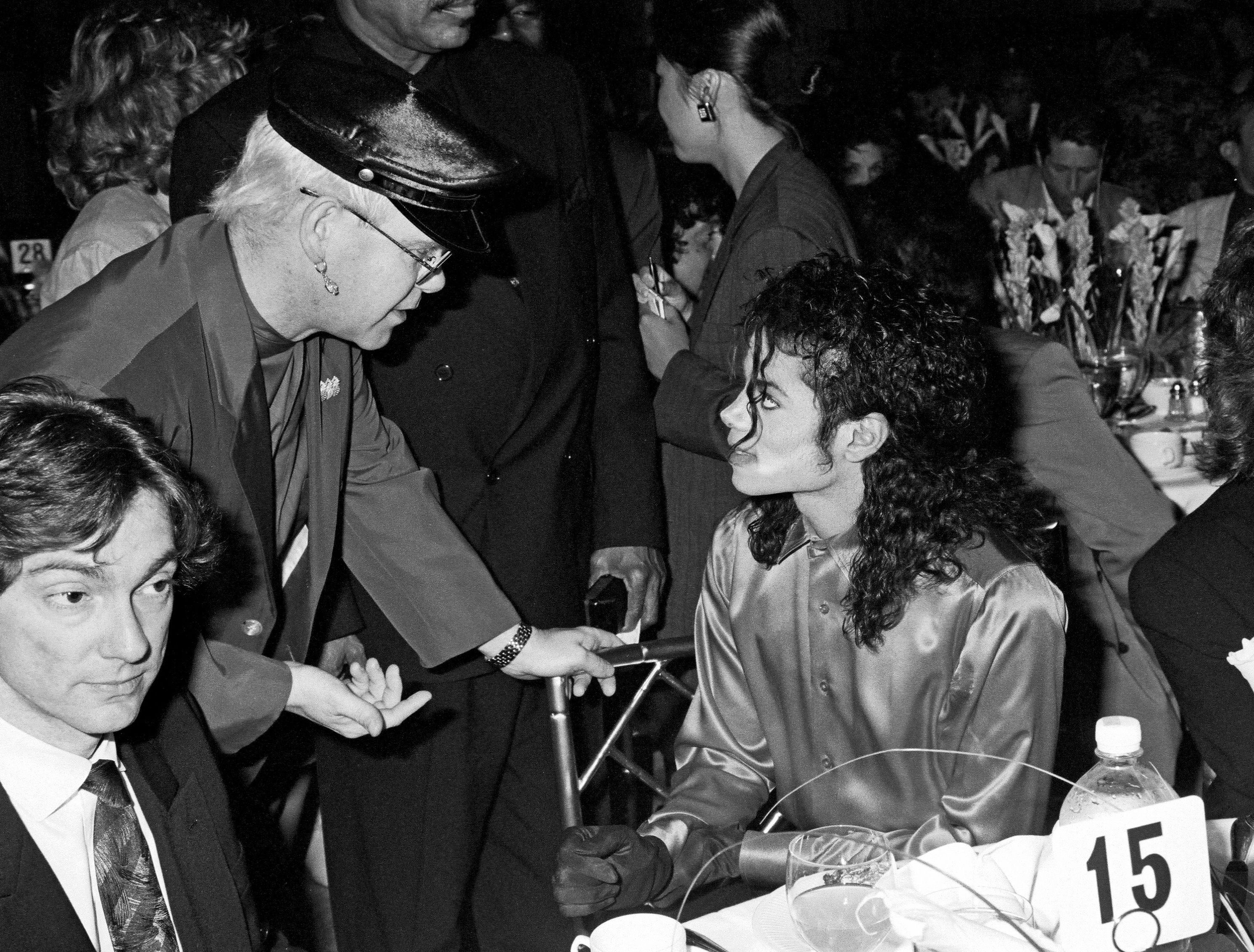 Resultado de imagen para elton john y michael jackson