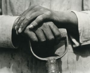 Tina Modotti: actriz, activista social y fot&oacute;grafa