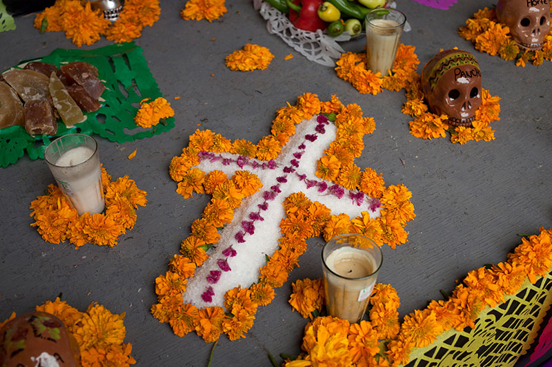 Halloween o D&iacute;a de Muertos? | Puerto Vallarta Blog